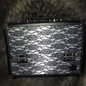 Black lace make up case💄💋